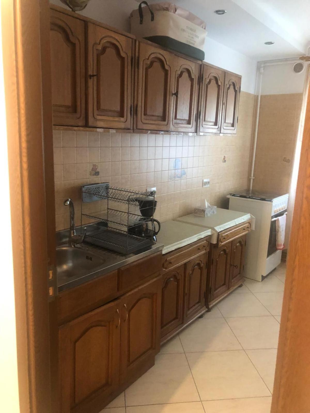 Apartament Cu 3 Camere La Poala Muntilor Fagaras Victoria  Esterno foto