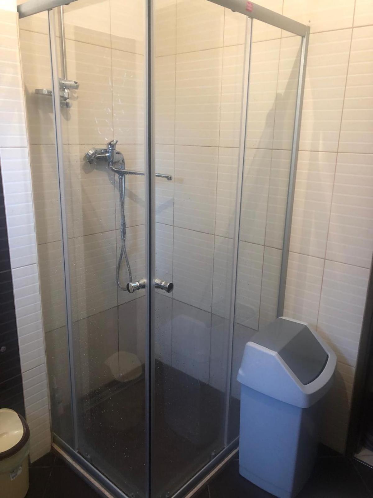Apartament Cu 3 Camere La Poala Muntilor Fagaras Victoria  Esterno foto