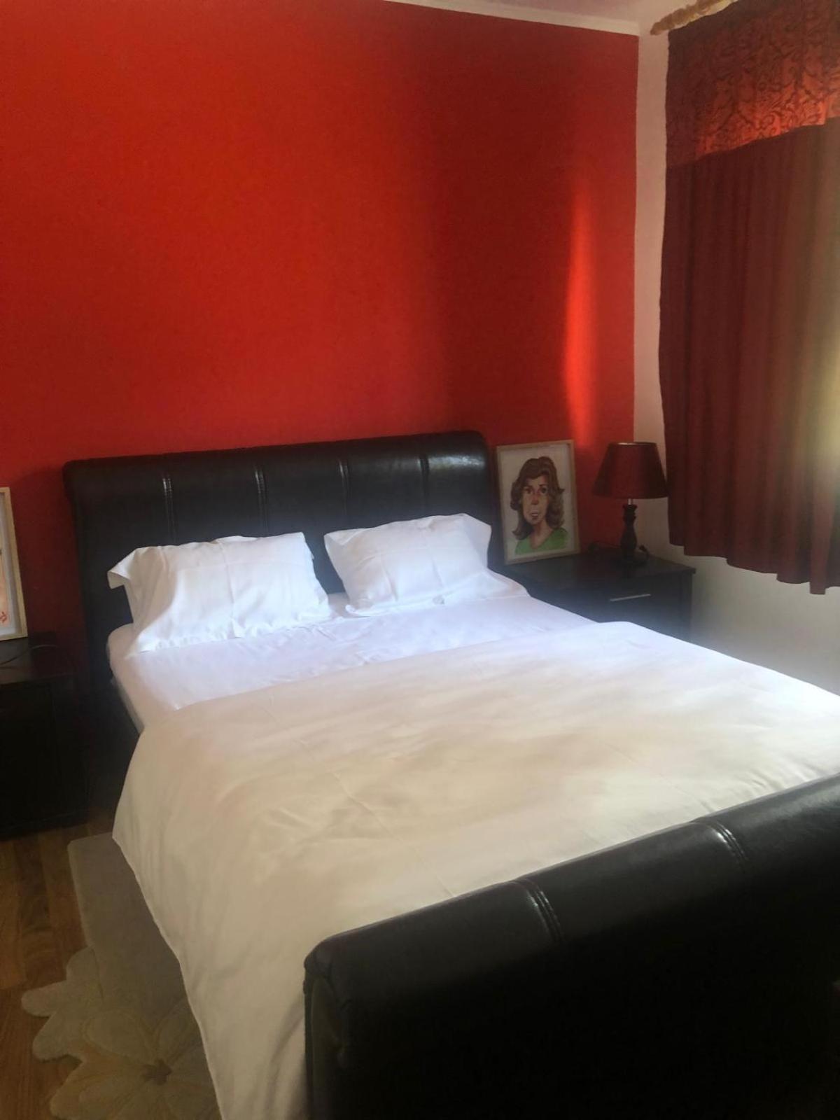Apartament Cu 3 Camere La Poala Muntilor Fagaras Victoria  Esterno foto
